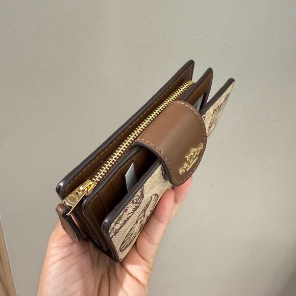 Last 3‼️Coach Medium Corner Zip Wallet Signature Canvas Shell Print CBO36 - Picture 3 of 13